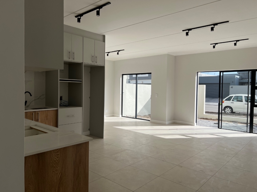 3 Bedroom Property for Sale in Sandown Western Cape